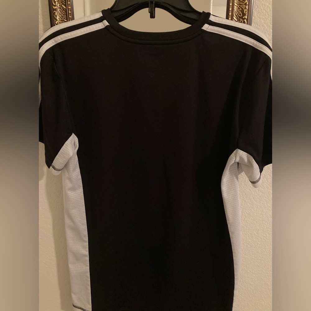 Brand:Adidas Color:Black Size:XL (Boys)